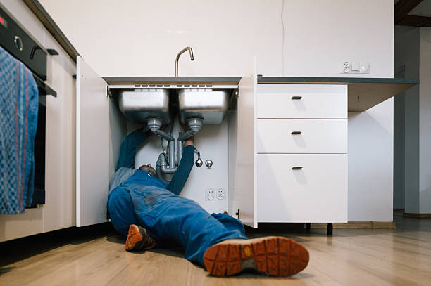 Professional Leak Detection technician working in Honey Creek, IA
